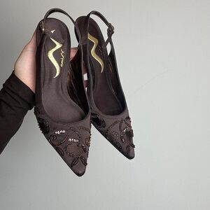 Vintage Y2K Nina Brown Satin Pointed Toe Embroidered Pumps